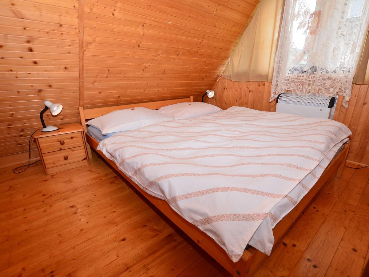 Nice Holiday Home In The Ore Mountains Only 500M From The Chairlift Loučná pod Klínovcem Exterior foto